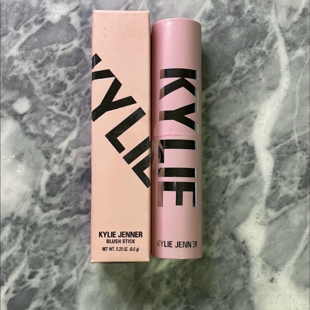 Kylieβ Cosmetics Blush Stick Better Half
